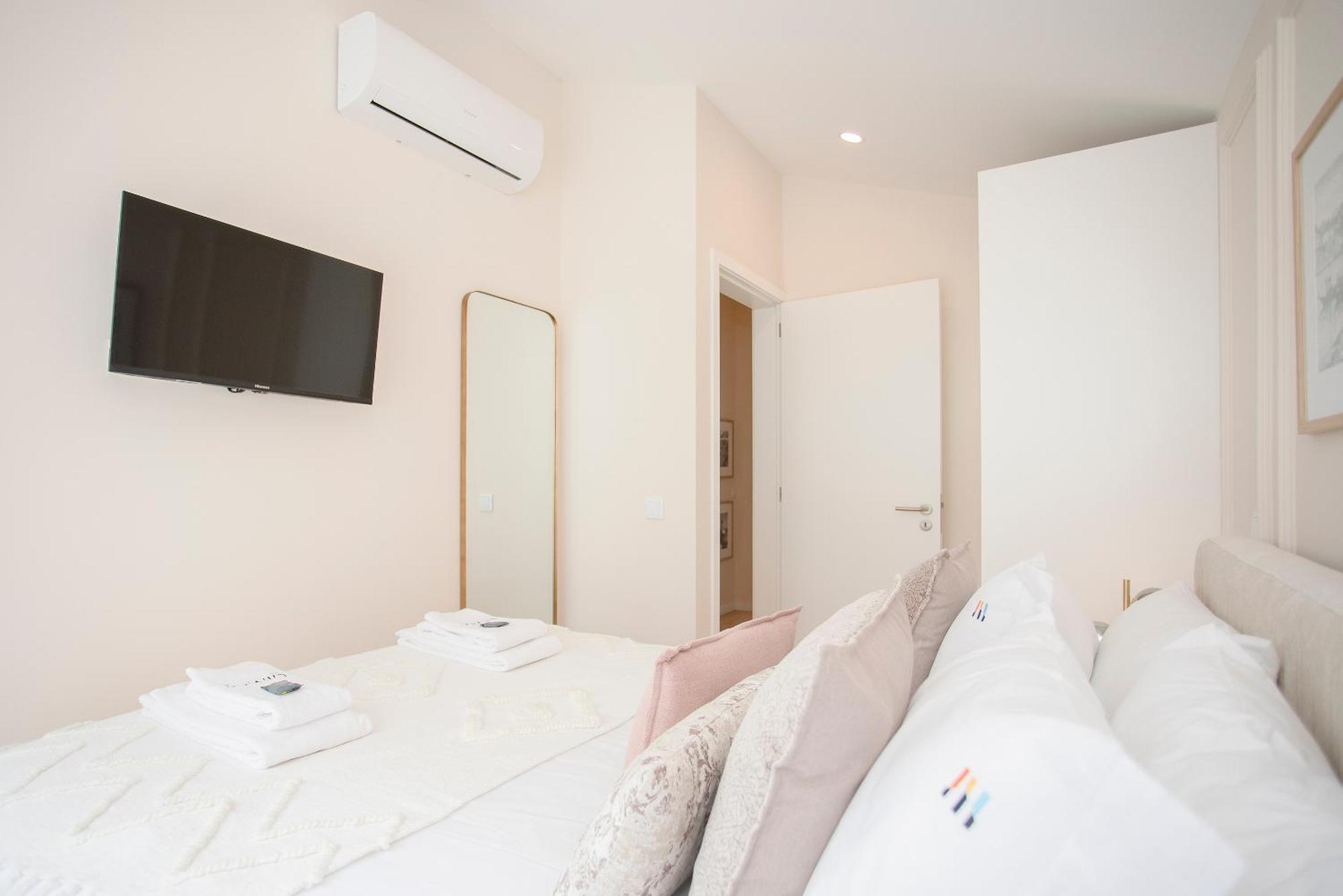 Liiiving In Porto - Soho Urban Retreat Apartment Exterior photo
